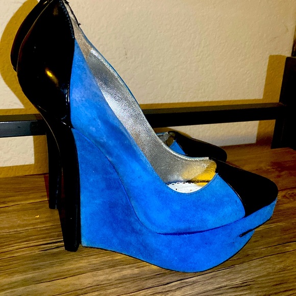 Shoes - BEBE SUEDE BLUE TWO TONE WEDGES